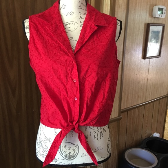 Faded Glory Tops - Vintage faded glory Self tie red crop top